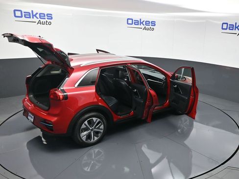 Used 2022 Kia Niro EX Premium image 59