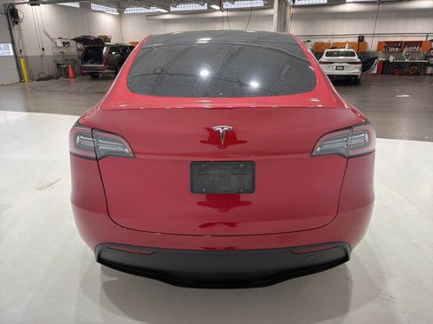 Used 2023 Tesla Model Y Long Range image 7