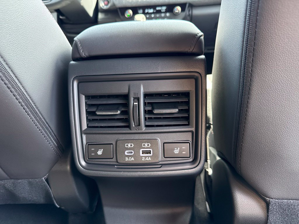 New 2026 Subaru Outback Limited AWD/4WD image 15
