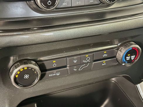 Used 2022 Ford F150 XL w/ STX Appearance Package AWD/4WD image 16