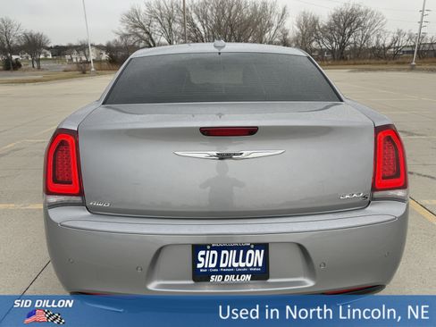 Used 2015 Chrysler 300 S w/ 300S Premium Group image 5