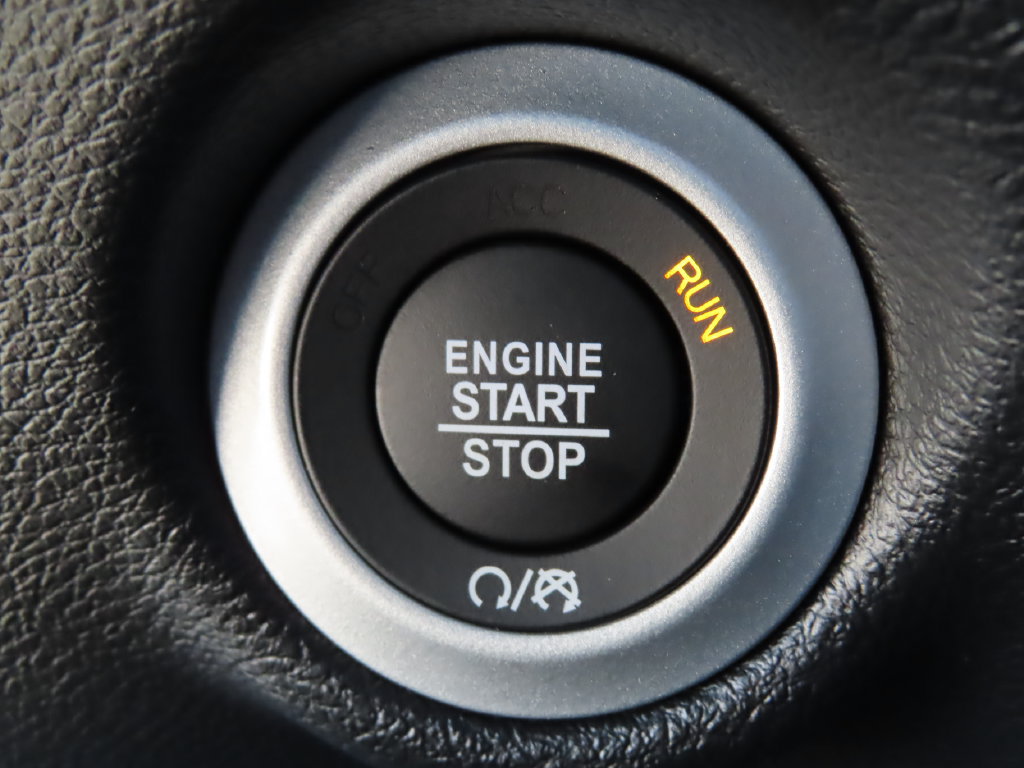 New 2027 Chrysler Pacifica Select AWD/4WD image 12