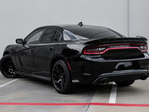 Used 2021 Dodge Charger R/T w/ Blacktop Package RWD image 6