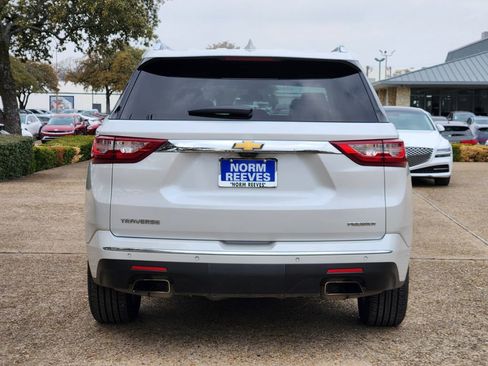 Used 2020 Chevrolet Traverse Premier w/ LPO, Floor Liner Package image 5