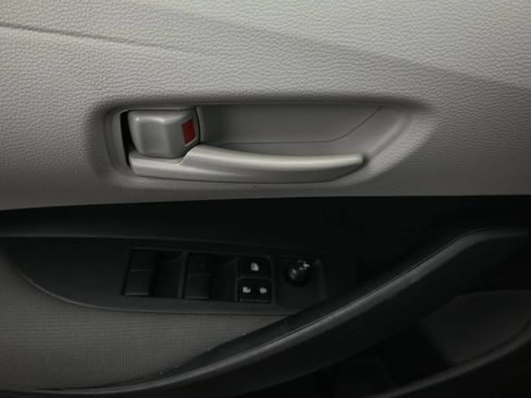 Used 2025 Toyota Corolla LE w/ Convenience Package FWD image 24