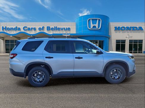 New 2025 Honda Pilot TrailSport image 10