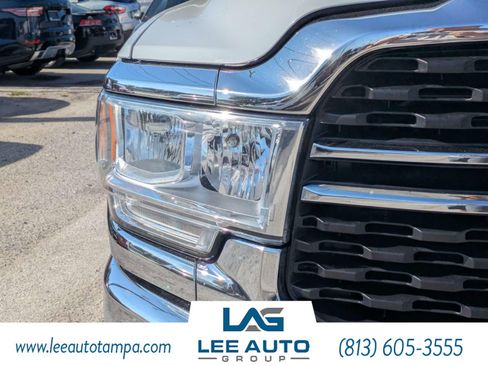 Used 2022 RAM 3500 Big Horn AWD/4WD image 9