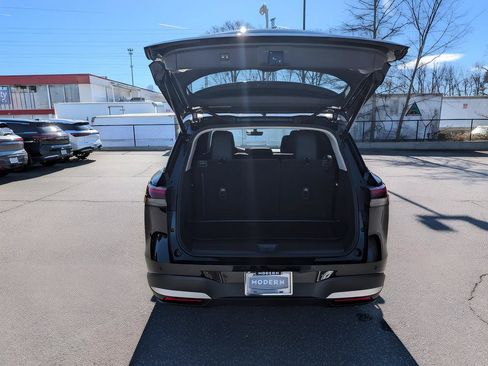 Certified 2026 INFINITI QX60 Luxe w/ Family Package AWD/4WD image 22