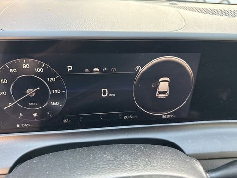 Certified 2024 Kia Seltos EX image 1