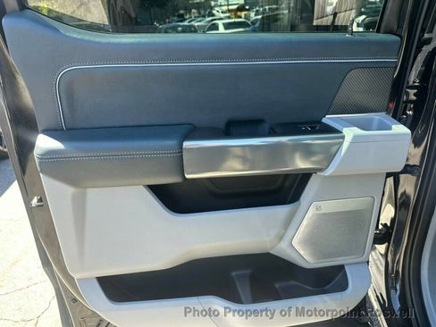 Used 2021 Ford F150 Limited image 26