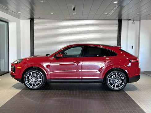 Certified 2026 Porsche Cayenne Coupe AWD/4WD image 30