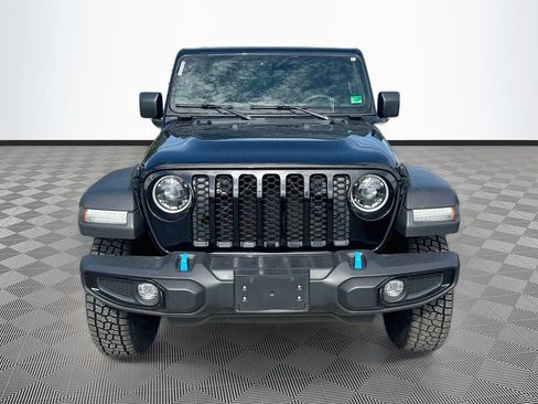Certified 2023 Jeep Wrangler Unlimited w/ Cold Weather Group AWD/4WD image 2