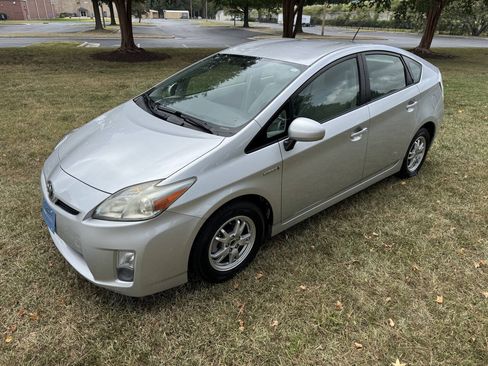Used 2011 Toyota Prius Two FWD image 4