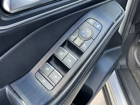 Used 2023 Nissan Rogue Platinum w/ Platinum Premium Package AWD/4WD image 16
