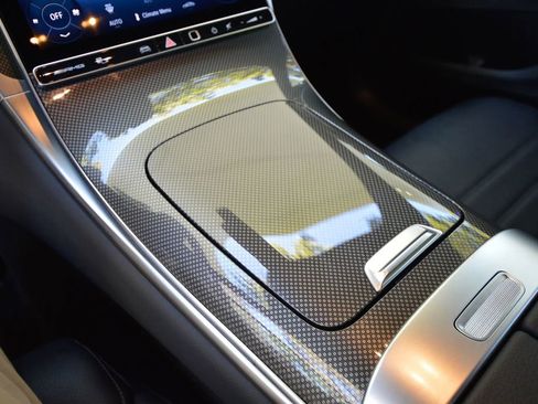 Used 2025 Mercedes-Benz GLC 43 AMG 4MATIC image 42