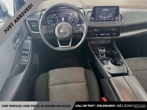 Certified 2022 Nissan Rogue SV image 20