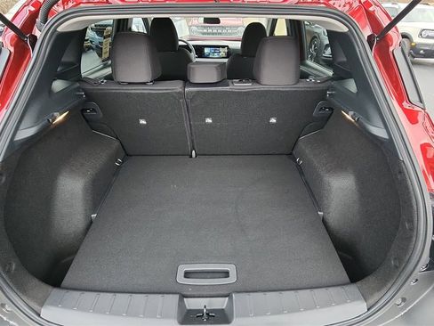 Used 2025 Nissan Kicks SV image 27