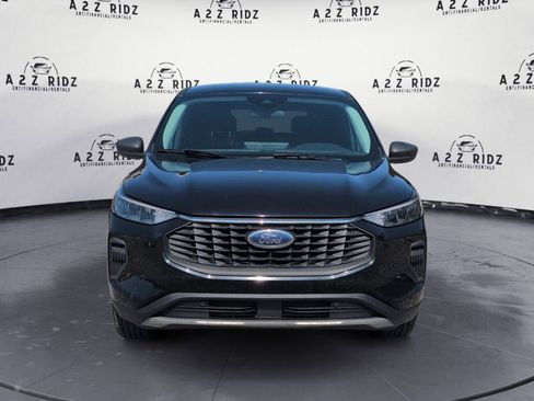 Used 2023 Ford Escape Active w/ Tech Pack #1 image 2