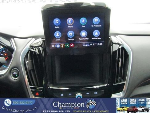 Used 2022 Chevrolet Traverse RS FWD image 37