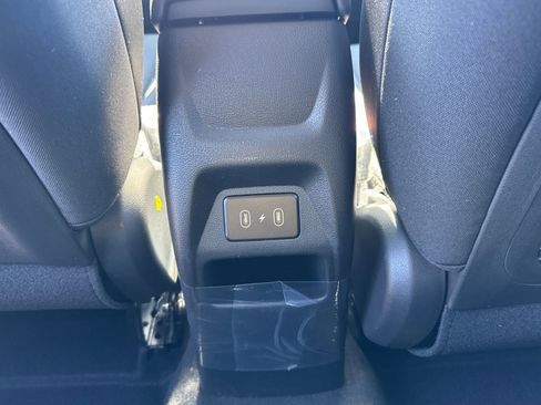 New 2026 Hyundai Venue SEL FWD image 25