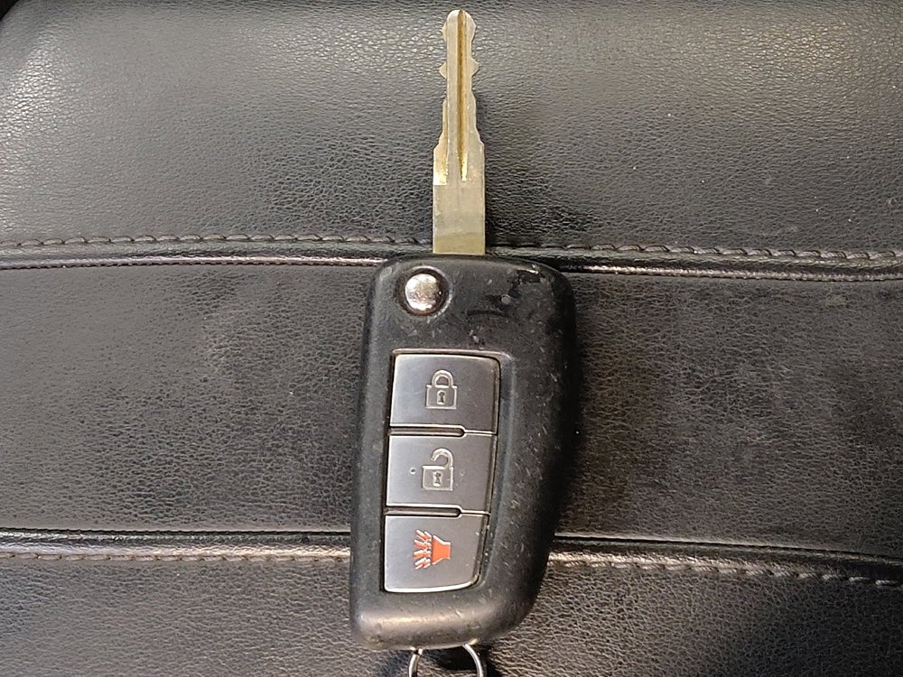 Used 2020 Nissan Rogue Sport S FWD image 32