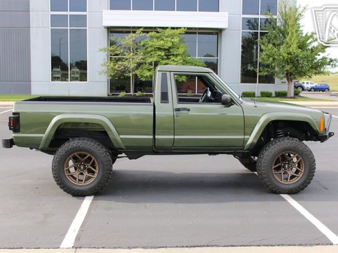 Used 1990 Jeep Comanche 2WD image 6