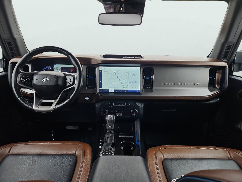 Used 2022 Ford Bronco Outer Banks AWD/4WD image 11