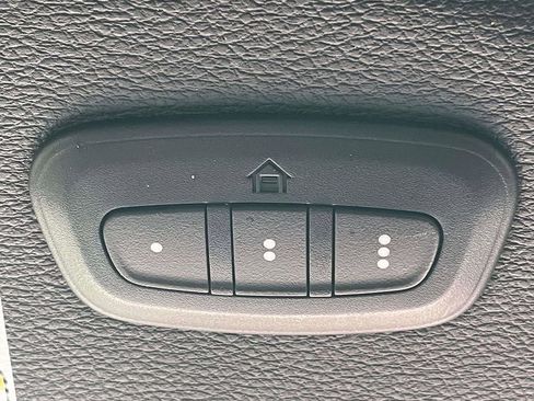 Used 2024 Jeep Wrangler Unlimited Rubicon w/ Safety Group image 29