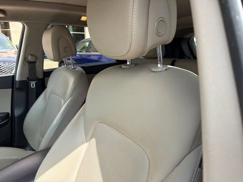 Used 2018 Hyundai Santa Fe FWD w/ SE Ultimate Tech Package 03 image 10