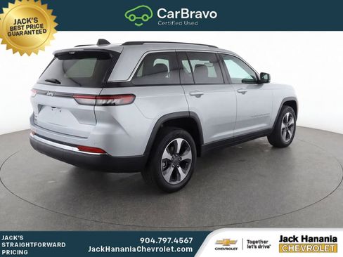 Used 2024 Jeep Grand Cherokee Limited 4xe w/ Luxury Tech Group II AWD/4WD image 2
