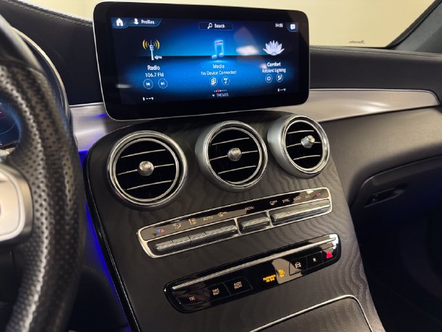 Used 2023 Mercedes-Benz GLC 300 4MATIC Coupe image 13