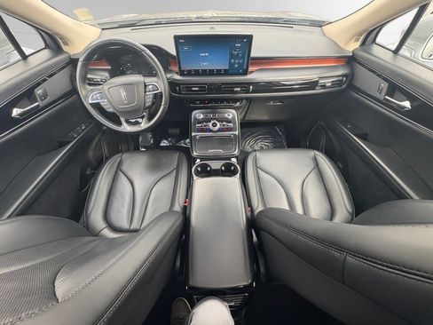 Certified 2022 Lincoln Nautilus Reserve image 10