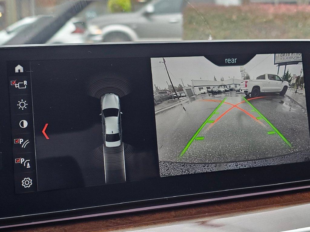 Used 2018 BMW 530e RWD image 30