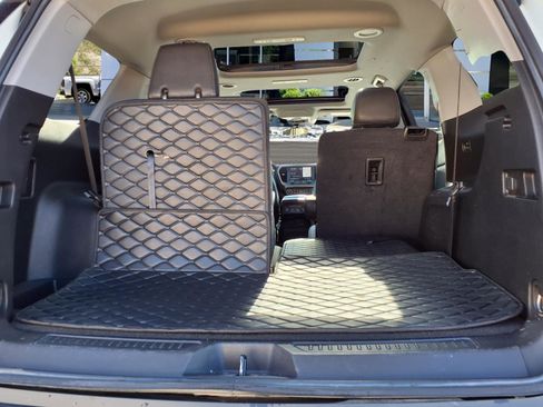 Used 2023 GMC Acadia AT4 w/ Technology Package image 40