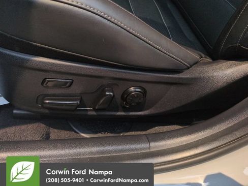 Used 2020 Kia Stinger GT2 AWD/4WD image 12