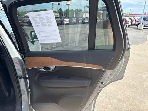 Used 2025 Volvo XC90 B6 Plus w/ Protection Package Premier AWD/4WD image 33