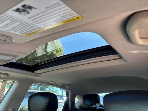 Used 2017 INFINITI QX50 2WD w/ Premium Plus Package image 12