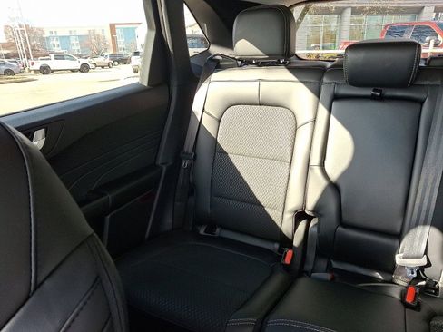 New 2026 Ford Escape SE image 16