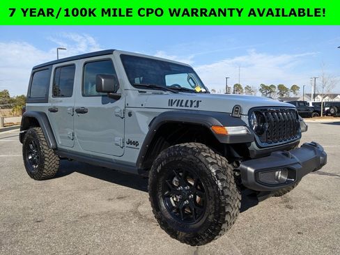 Used 2024 Jeep Wrangler Willys image 7