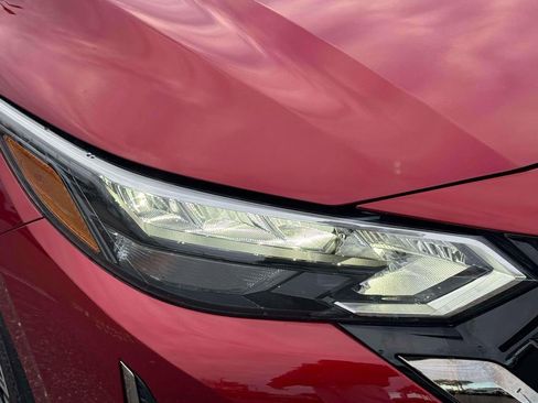 Certified 2025 Nissan Sentra SR w/ SR Premium Package image 10