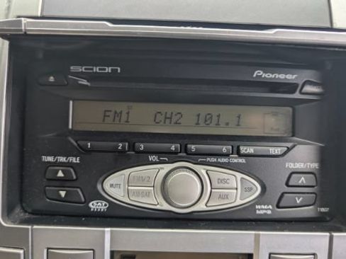 Used 2006 Scion tC FWD image 31