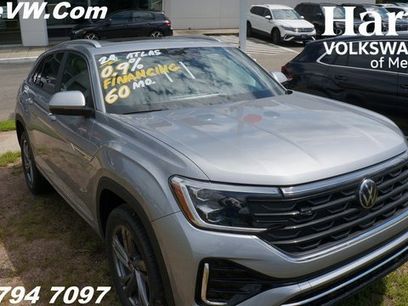 New 2024 Volkswagen Atlas Cross Sport SEL R-Line
