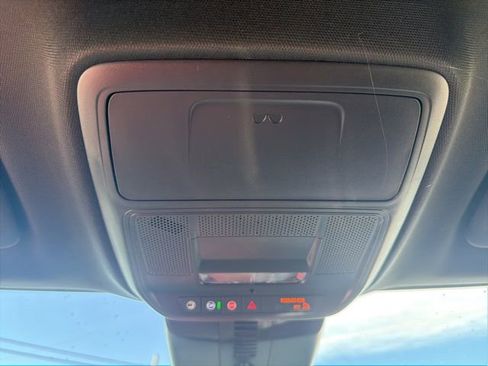 New 2026 Buick Enclave Preferred w/ Power Package image 28