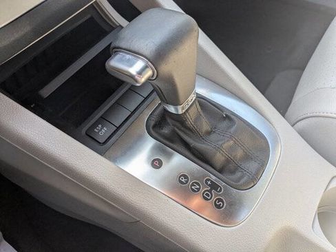 Used 2010 Volkswagen Eos Komfort image 23