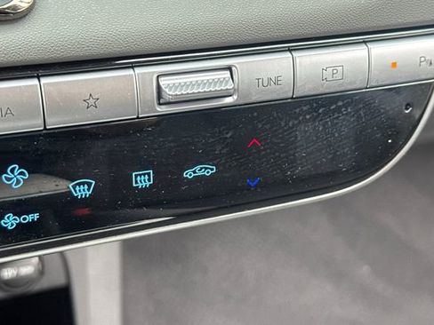 Used 2024 Hyundai Ioniq 5 SEL image 30