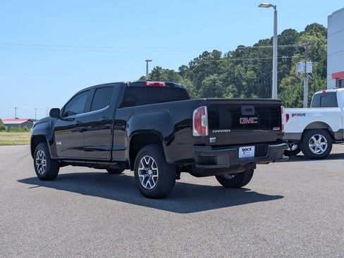 Used 2015 GMC Canyon SLE w/ All-Terrain Package AWD/4WD image 3
