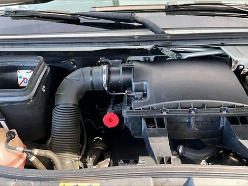 Used 2021 Mercedes-Benz Sprinter 2500 image 32