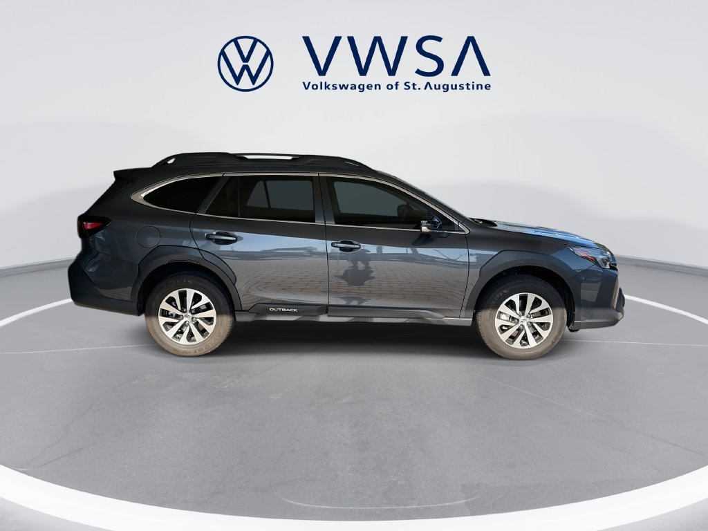Used 2024 Subaru Outback Premium AWD/4WD image 9