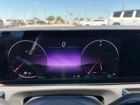 Used 2025 Mercedes-Benz CLA 250 image 27