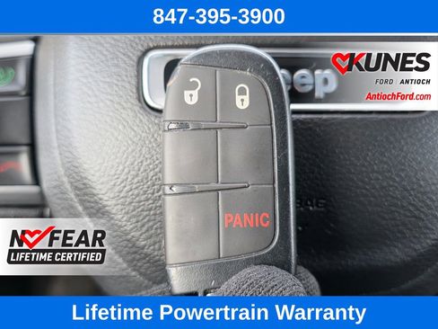 Used 2025 Jeep Compass Latitude image 54